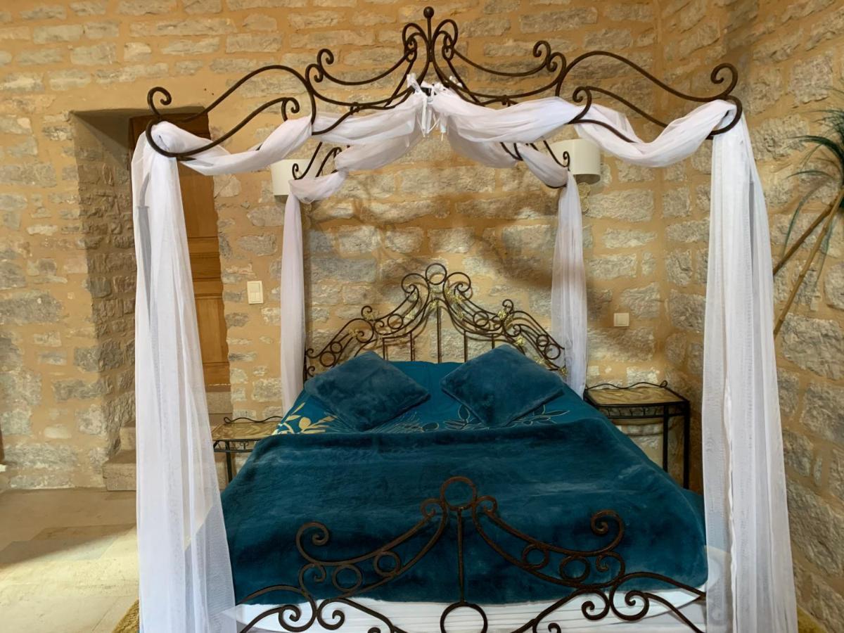 Chambre voûtée avec Bain Finlandais privé Manoir Du Charme Gorges Du Tarn Causses Quezac  Extérieur photo